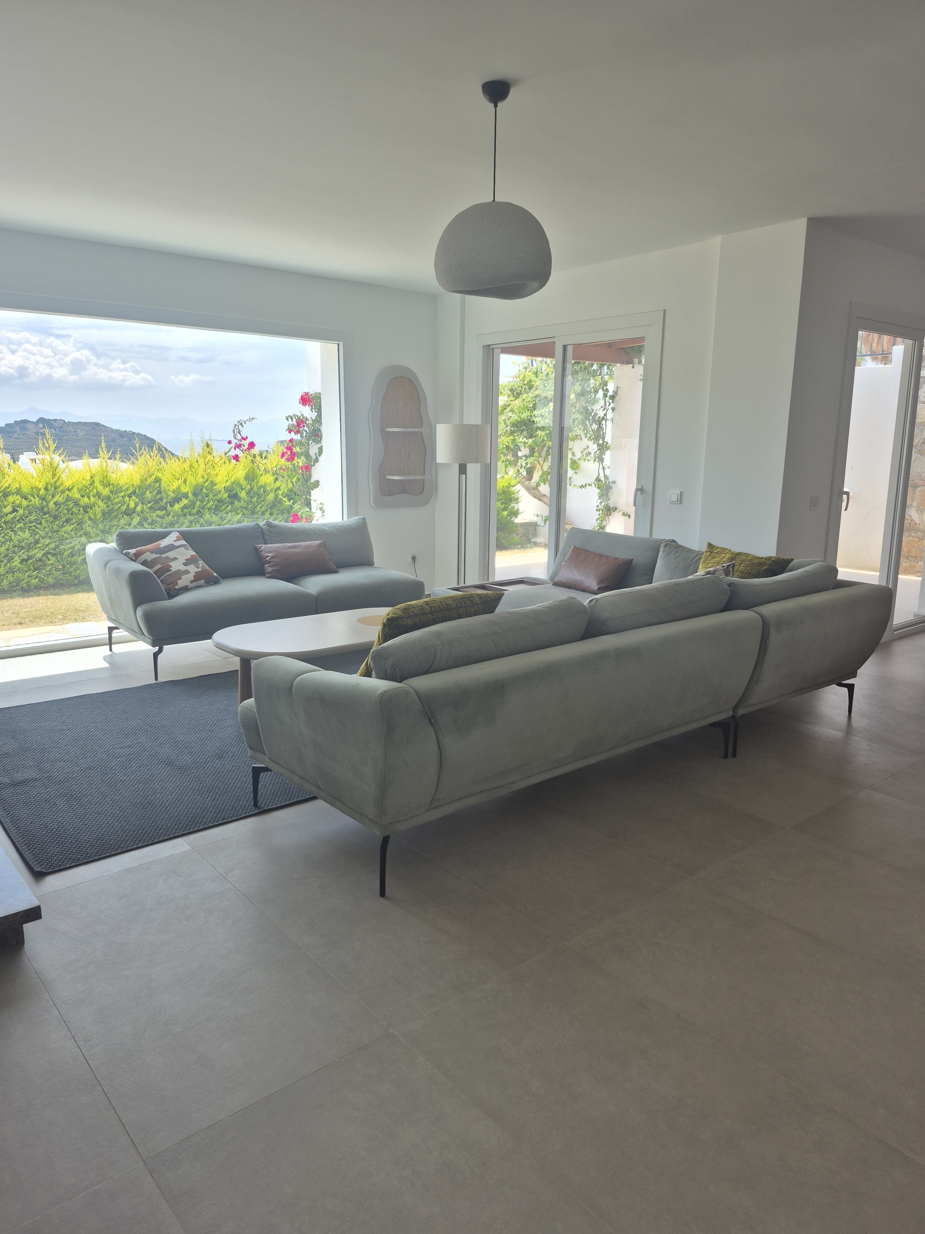 Villa Ray