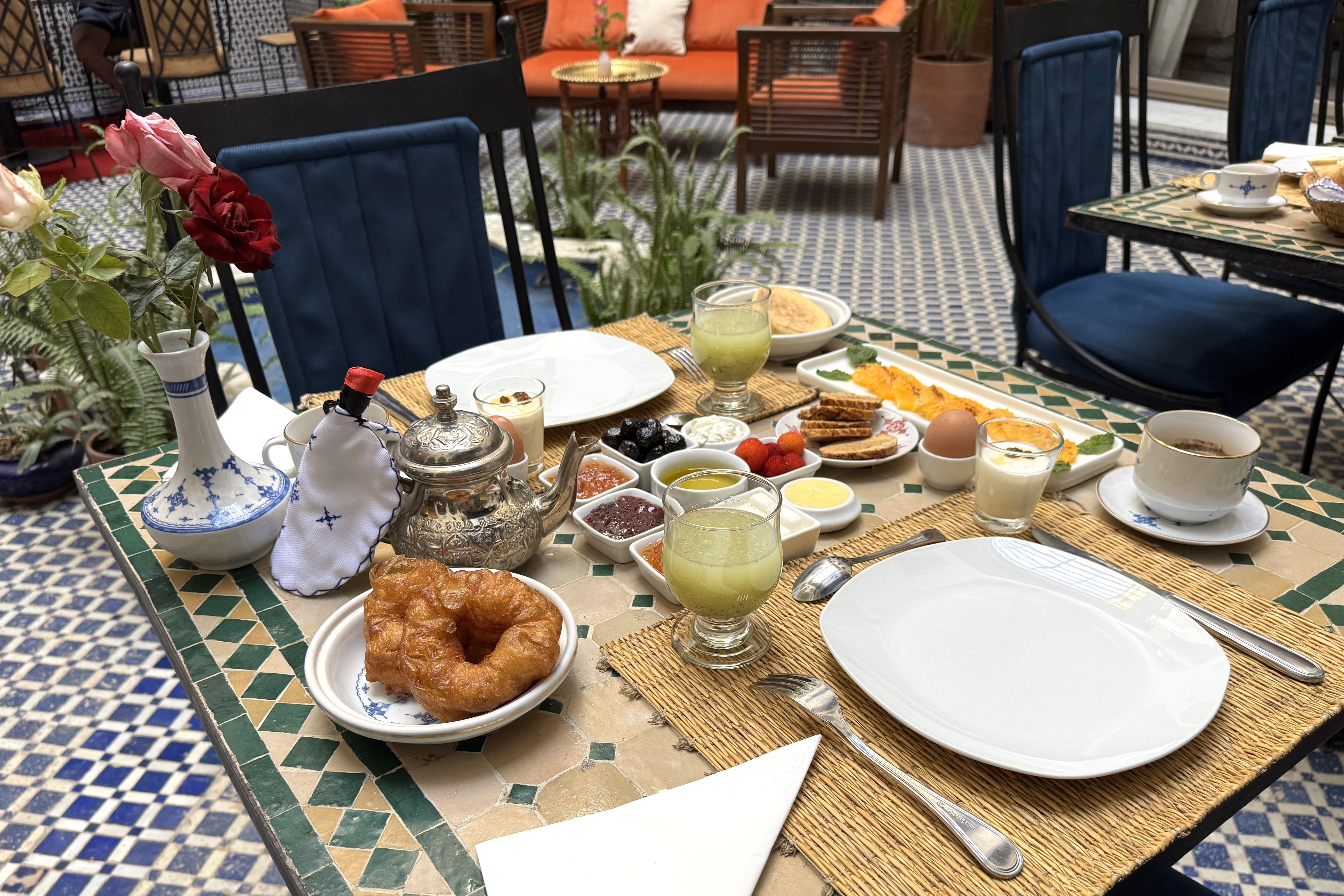  Executive Suite with Terrasse - Yacout (2 Single Beds or 1 King-Size Bed)