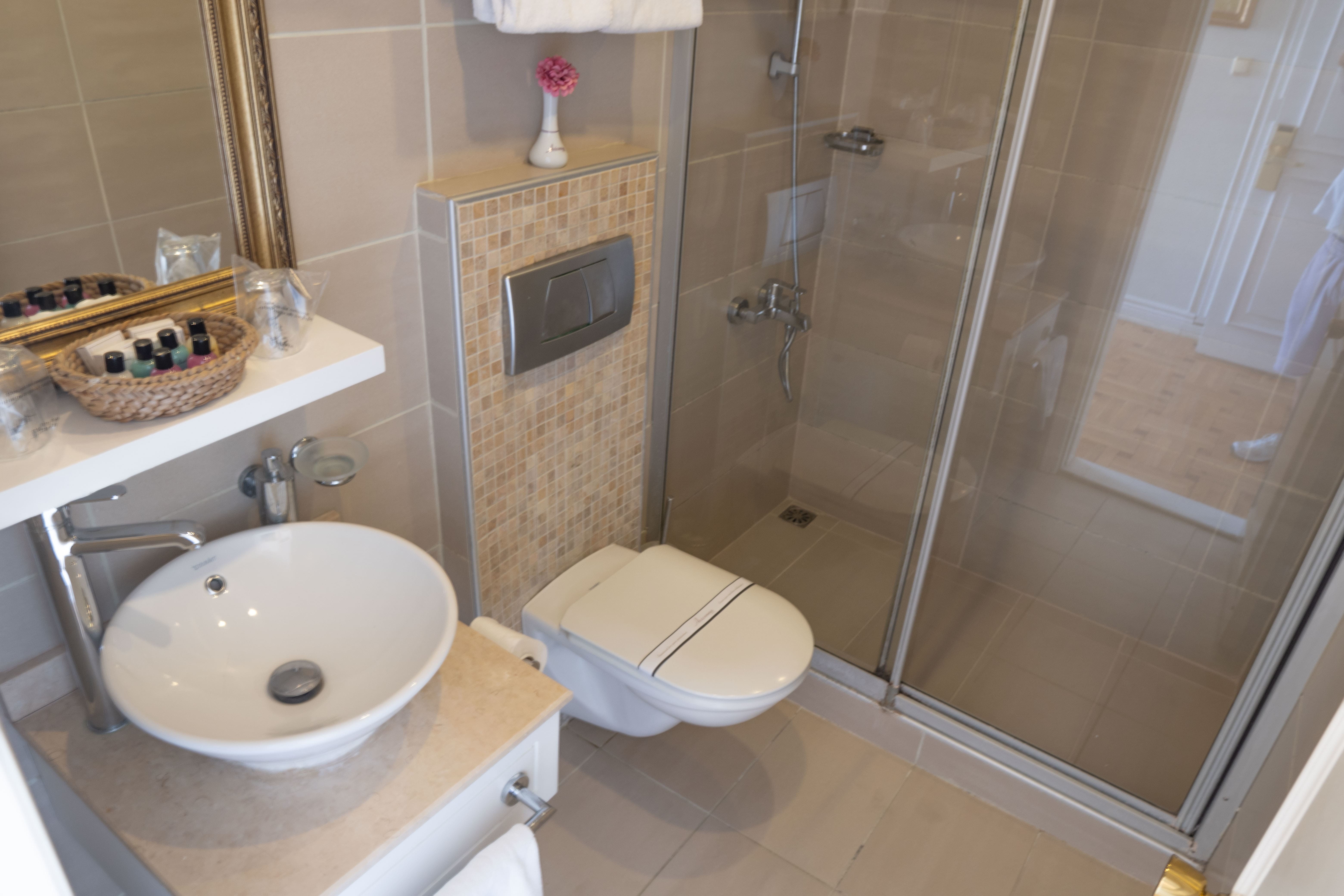Elegance Double / Twin City or Sea view