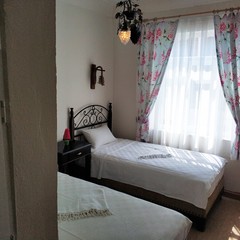 Bed & Breakfast, Standard Room