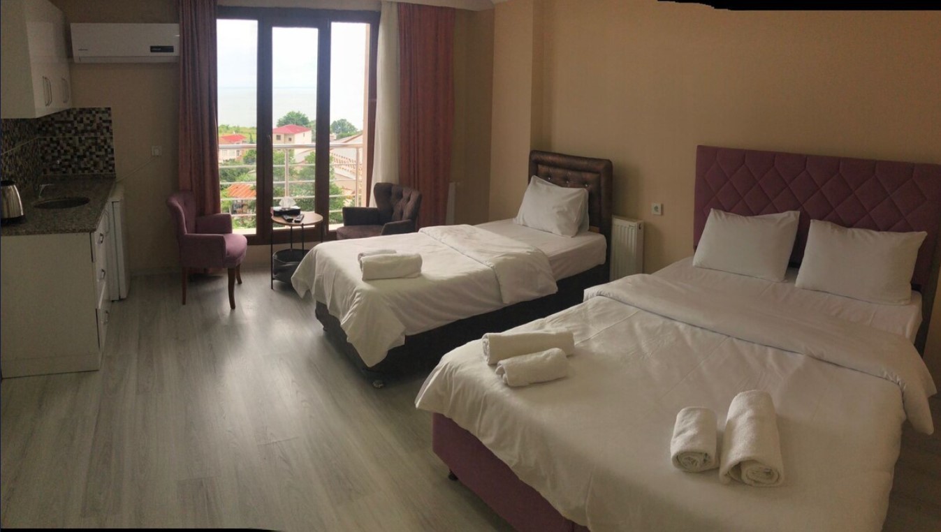 Twin Room *İki Tek Kişilik Oda*