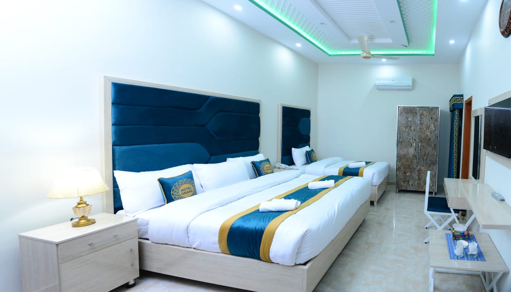 hotel-grand-lahore